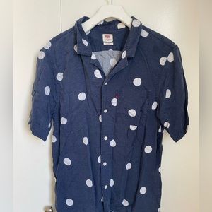Navy polka dot Levi’s button up